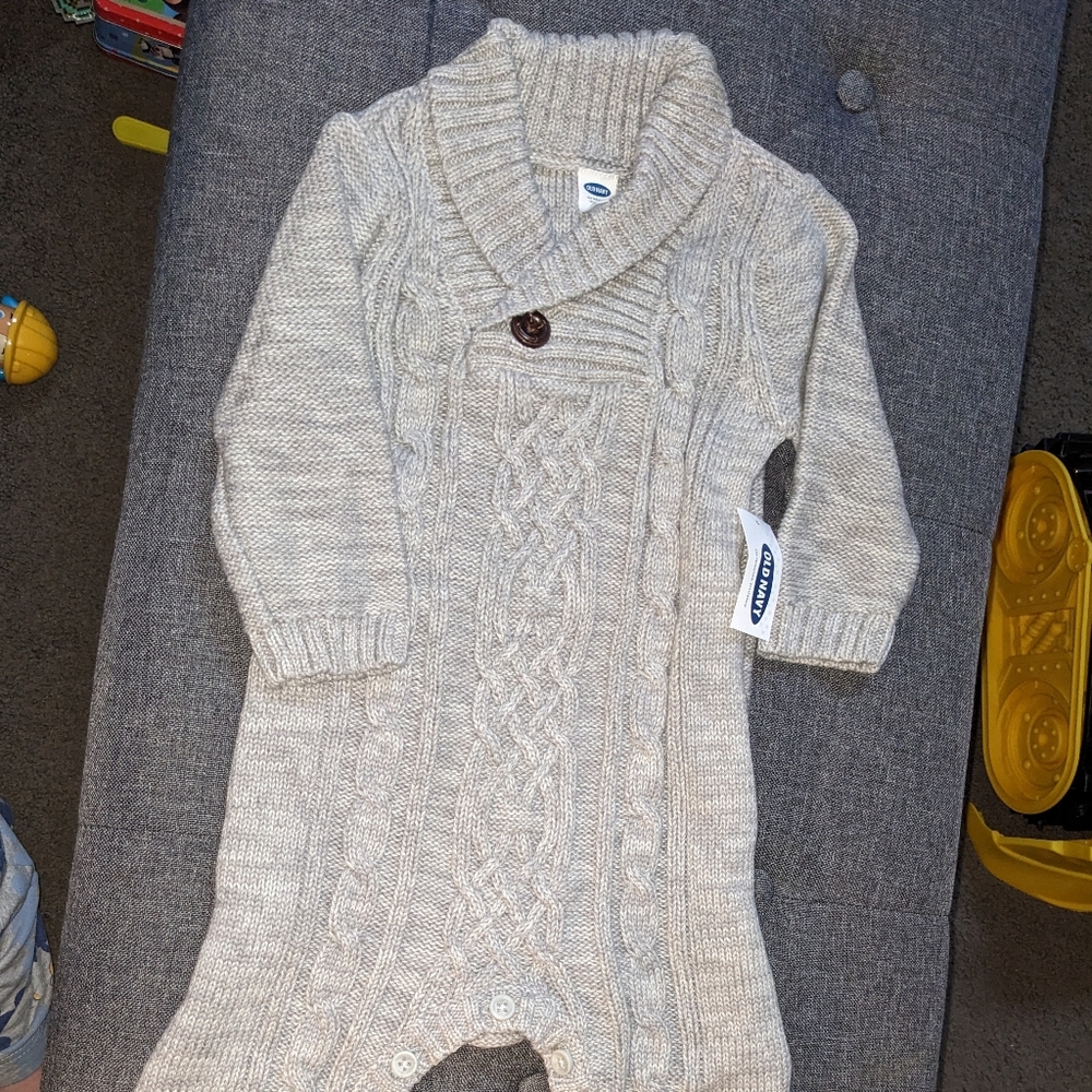 Old Navy One Piece Romper * 12 months * New with Tags